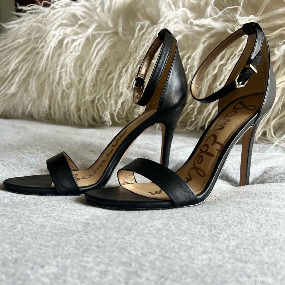 Sam Edelman Amee ankle strap sandals in black leather